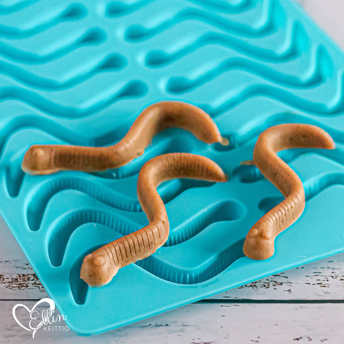 Sokeroimattomat salmiakkimatokarkit