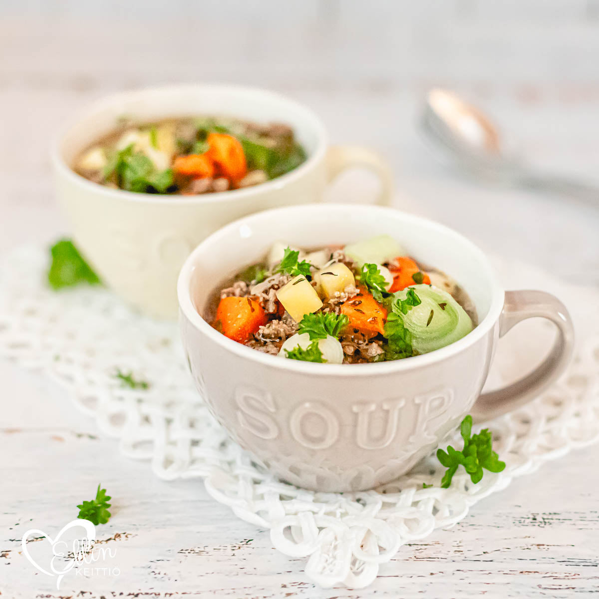 Nopea jauhelihakeitto